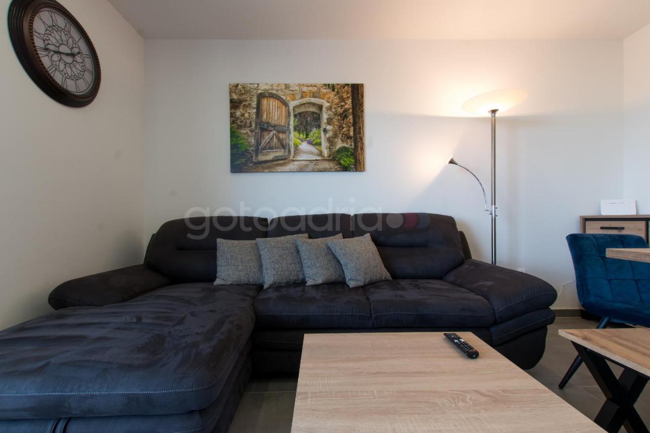 Sea View Apartment Leana Makarska Esterno foto
