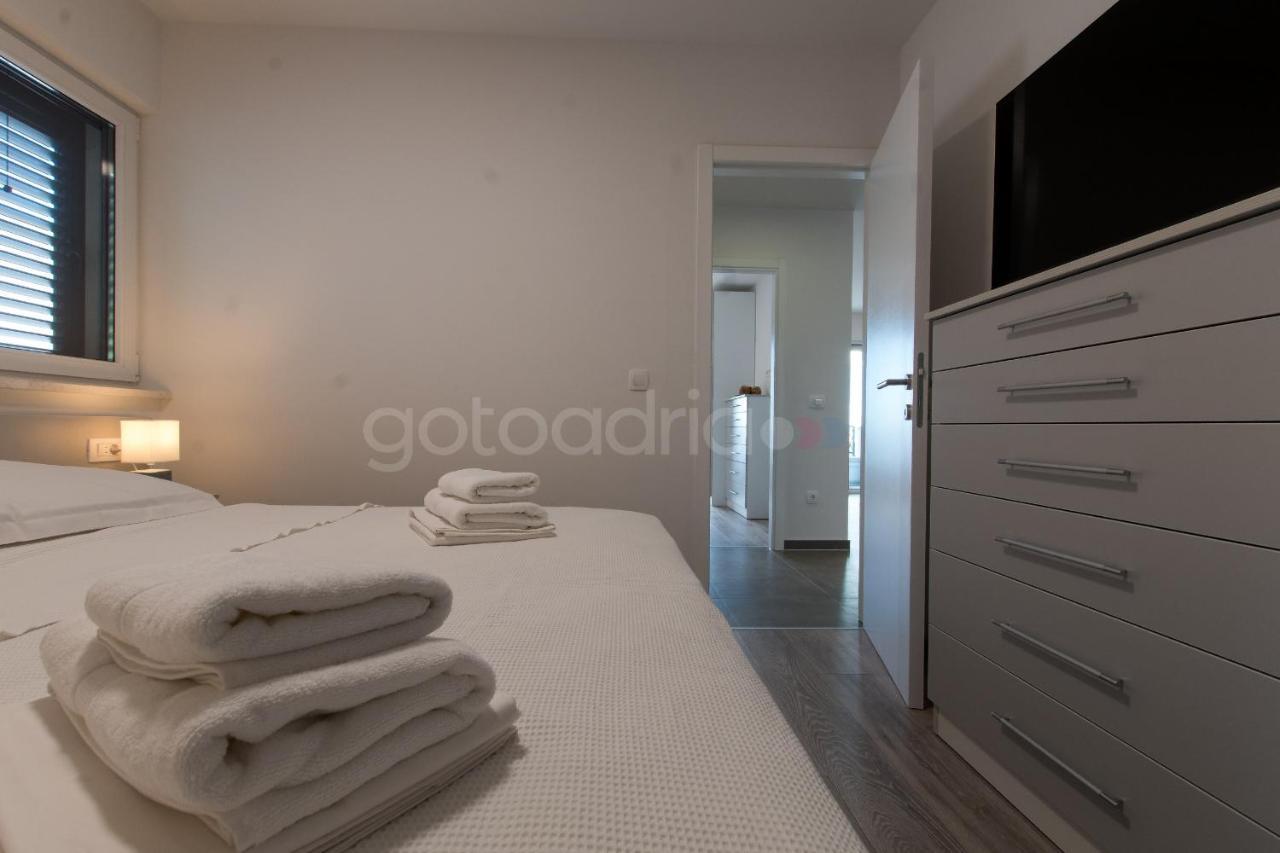 Sea View Apartment Leana Makarska Esterno foto