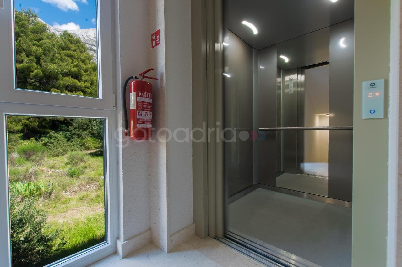 Sea View Apartment Leana Makarska Esterno foto